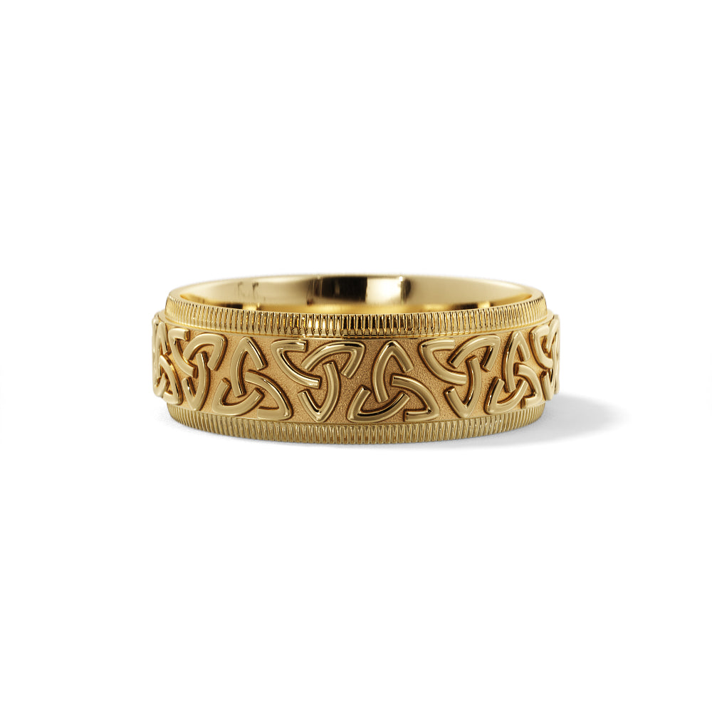 Celtic Wedding Ring in 18k Yellow Gold